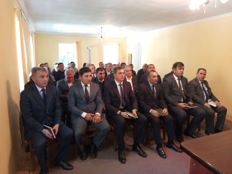 Oktyabrın 8 - də Qobustan Rayon İcra Hakimiyyətinin başçısı Adil Məmmədov növbəti səyyar qəbulunu Ərəbşalbaş kəndinin sakinləri ilə keçirmişdir.