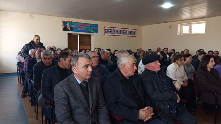 Yanvarın 7 - də Qobustan Rayon İcra Hakimiyyətinin başçısı Adil Məmmədov növbəti səyyar qəbulunu Qobustan şəhər sakinləri ilə keçirmişdir.