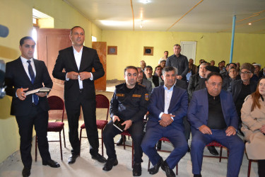 23.04.2025- ci il tarixdə Qobustan Rayon İcra Hakimiyyətinin başçısı Adil Məmmədovun Poladlı kənd sakinləri ilə səyyar qəbulu keçirildi.
