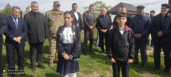 23.10.2025 - ci il tarixdə Qobustan şəhərində  Vətən Müharibəsi şəhidi Hacıyev Sərxan Eldar oğlunun il mərasimi keçirilmişdir.