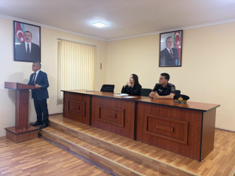Qobustan Rayon İcra Hakimiyyətində 26 iyun – “Narkotik vasitələrin sui-istifadəsi və qanunsuz dövriyyəsi ilə Beynəlxalq Mübarizə Günü” münasibətilə tədbir keçirilib.