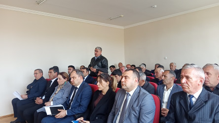 Aprelin 15 - də Qobustan Rayon İcra Hakimiyyətinin başçısı Adil Məmmədov növbəti səyyar qəbulunu Cəngi kənd sakinləri ilə keçirmişdir.