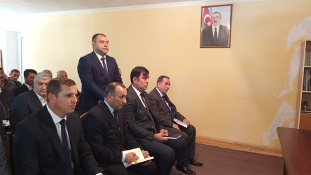 Oktyabrın 8 - də Qobustan Rayon İcra Hakimiyyətinin başçısı Adil Məmmədov növbəti səyyar qəbulunu Ərəbşalbaş kəndinin sakinləri ilə keçirmişdir.