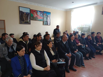 Qobustan rayonu Poladlı kənd tam orta məktəbində “Erkən nikah və onun fəsadları” , “Təhsildən yayınan qızların təhsilə cəlb edilməsi” mövzusunda tədbir keçirilib