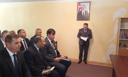 Oktyabrın 8 - də Qobustan Rayon İcra Hakimiyyətinin başçısı Adil Məmmədov növbəti səyyar qəbulunu Ərəbşalbaş kəndinin sakinləri ilə keçirmişdir.