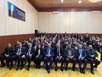 "Şəhərsalma və Memarlıq ili " çərçivəsində Ulu Öndər Heydər Əliyevin anadan olmasının 103-cü ildönümünə həsr olunmuş " Heydər Əliyev və Yeni Azərbaycan " adlı tədbir keçirilmişdir