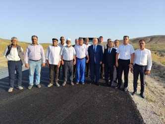 3 km uzunluğundakı Qobustan rayon Şıxzahırlı kənd yoluna Qobustan Rayon İcra Hakimiyyəti tərəfindən asfalt örtüyü vurulur.