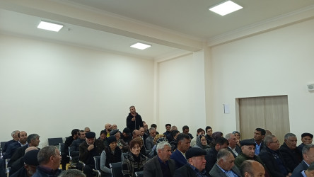 Noyabrın 6 - da Qobustan Rayon İcra Hakimiyyətinin başçısı Adil Məmmədov növbəti səyyar qəbulunu Sündü kəndinin sakinləri ilə keçirmişdir.
