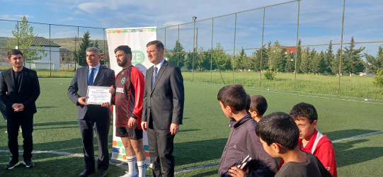 "Konstitusiya və Suverenlik ili" çərçivəsində Ulu Öndər Heydər Əliyevin anadan olmasının 102-ci ildönümünə həsr olunmuş futbol üzrə rayon çempionatının final oyunu keçirilmişdir.