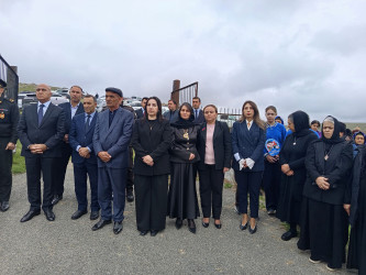 27 oktyabr 2026-cı il tarixində Qobustan rayonunun Bədəlli kəndində Vətən müharibəsi şəhidi Nadirov Fədail Fərhad oğlunun anım günü tədbiri keçirilmişdir.