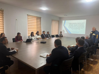 Cəzaçəkmə müəssisələrindən azad olunmuş şəxslərin cəmiyyətə inteqrasiyası və sosial adaptasiyası mövzusunda tədbir keçirilib.