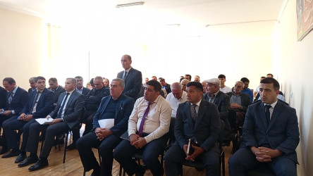 Sentyabrın 16-da Qobustan Rayon İcra Hakimiyyətinin başçısı Adil Məmmədov növbəti səyyar qəbulunu Ərəbqədim kənd sakinləri ilə keçirmişdir.
