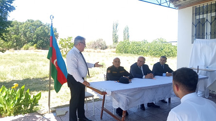 Qobustan Rayon İcra Hakimiyyətinin başçısı Adil Məmmədov növbəti səyyar qəbulunu Qaracüzlü kənd sakinləri ilə keçirmişdir.
