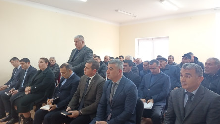 Dekabrın 17 - də Qobustan Rayon İcra Hakimiyyətinin başçısı Adil Məmmədov növbəti səyyar qəbulunu Cəmcəmli kənd sakinləri ilə keçirmişdir.