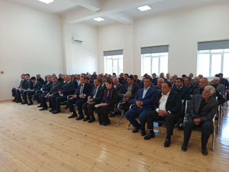 Oktyabrın 16 - da Qobustan Rayon İcra Hakimiyyətinin başçısı Adil Məmmədov növbəti səyyar qəbulunu Nabur kəndinin sakinləri ilə keçirmişdir.