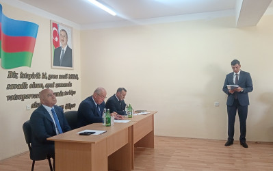 Qobustan Rayon İcra Hakimiyyətinin başçısı Adil Məmmədov növbəti səyyar qəbulunu Cəmcəmli kənd sakinləri ilə keçirmişdir.