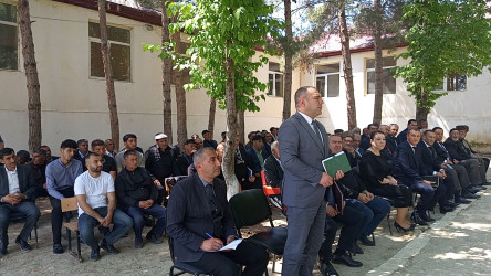 Mayın 13 - də Qobustan Rayon İcra Hakimiyyətinin başçısı Adil Məmmədov növbəti səyyar qəbulunu Poladlı  kənd sakinləri ilə keçirmişdir.