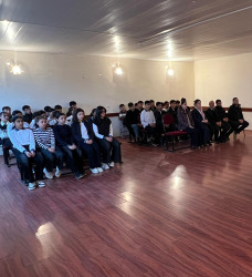 Dekabrın 10-da Qobustan rayonu Xilmilli kənd tam orta məktəbində Qobustan Rayon İcra Hakimiyyəti , Qobustan Rayon Polis Şöbəsi  və Dini Qurumlarla İş üzrə Dövlət Komitəsinin  Dağlıq Şirvan regional bölməsinin  birgə təşkilatçılığı ilə “Əxlaqi dəyərlərin gənclərin sağlam həyat tərzinə verdiyi töhfə ” mövzusunda tədbir keçirilib.