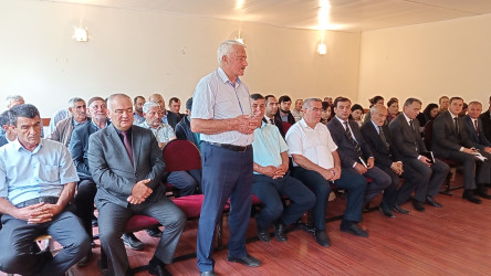 Sentyabrın 10-da Qobustan Rayon İcra Hakimiyyətinin başçısı Adil Məmmədov növbəti səyyar qəbulunu Xilmilli kəndinin sakinləri ilə keçirmişdir.