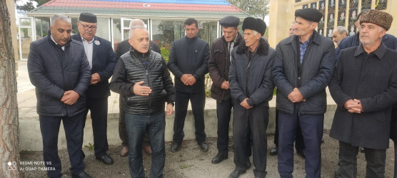 23.10.2025 - ci il tarixdə Qobustan rayonunun Sündü kəndində Vətən Müharibəsi şəhidi Ağayev Zamin Zülfüqar  oğlunun il mərasimi keçirilmişdir.