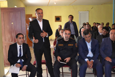 23.04.2025- ci il tarixdə Qobustan Rayon İcra Hakimiyyətinin başçısı Adil Məmmədovun Poladlı kənd sakinləri ilə səyyar qəbulu keçirildi.