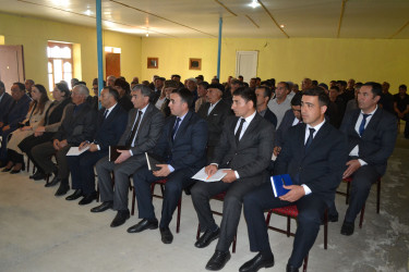 23.04.2025- ci il tarixdə Qobustan Rayon İcra Hakimiyyətinin başçısı Adil Məmmədovun Poladlı kənd sakinləri ilə səyyar qəbulu keçirildi.