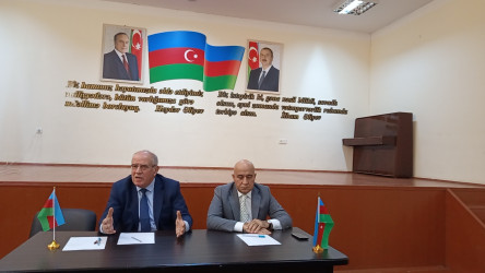Dekabrın 3 - də Qobustan Rayon İcra Hakimiyyətinin başçısı Adil Məmmədov növbəti səyyar qəbulunu Qobustan şəhər sakinləri ilə keçirmişdir.