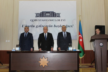 Qobustan Rayon İcra Hakimiyyəti və  DŞRTİ - nin Qobustan Rayonu üzrə Təhsil sektorunun birgə təşkilatçılığı ilə Konstitutsiya və Suverenlik ili çərçivəsində  Ümummilli Lider Heydər Əliyev və Azərbaycan təhsili mövzusunda konfrans keçirilmişdir.