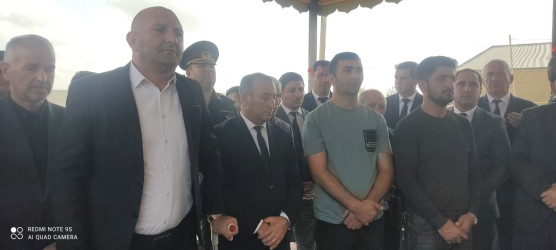 05.10.2025 - ci il tarixdə Qobustan rayonunun Poladlı kəndində şəhid Mecdunov Xalid Zahir oğlunun il mərasimi keçirilmişdir.