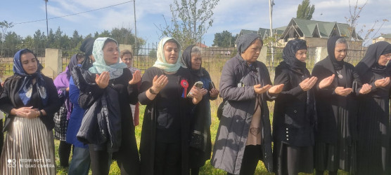 23.10.2025 - ci il tarixdə Qobustan şəhərində  Vətən Müharibəsi şəhidi Hacıyev Sərxan Eldar oğlunun il mərasimi keçirilmişdir.