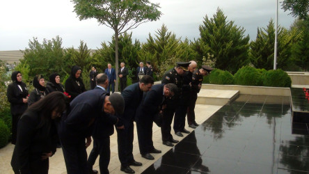 27.09.2025 – ci il tarixdə Qobustan Rayon İcra Hakimiyyətinin təşkilatçılığı ilə Qobustan rayonunda Anım Günü tədbiri keçirilmişdir.