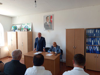 Sentyabrın 03-də Qobustan Rayon İcra Hakimiyyətinin başçısı Adil Məmmədov növbəti səyyar qəbulunu Üzümçü qəsəbəsinin sakinləri ilə keçirmişdir.