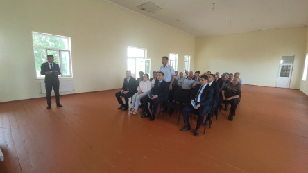 Qobustan Rayon İcra Hakimiyyətinin başçısı Adil Məmmədov növbəti səyyar qəbulunu Qurbançı kənd sakinləri ilə keçirmişdir.