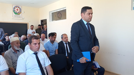 Avqustun 7-də Qobustan Rayon İcra Hakimiyyətinin başçısı Adil Məmmədov növbəti səyyar qəbulunu Şıxzahırlı kənd sakinləri ilə keçirmişdir.