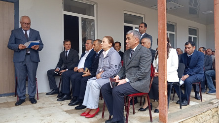 Sentyabrın 17-də Qobustan Rayon İcra Hakimiyyətinin başçısı Adil Məmmədov növbəti səyyar qəbulunu Yekəxana kəndinin sakinləri ilə keçirmişdir.