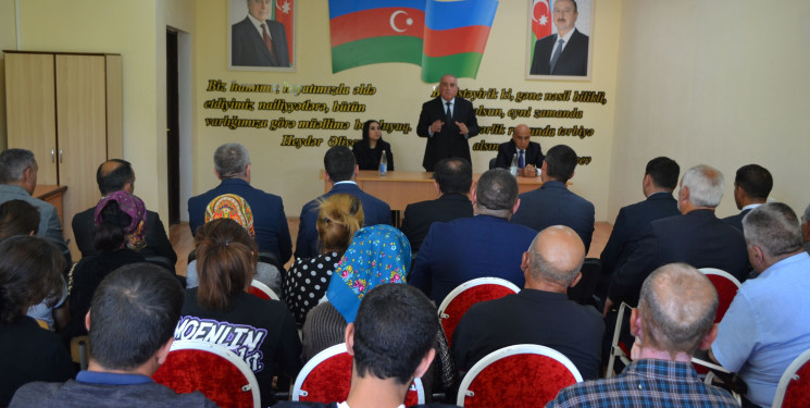  İyunun 11-də Qobustan Rayon İcra Hakimiyyətinin başçısı Adil Məmmədov növbəti səyyar qəbulunu Cəmcəmli kənd sakinləri ilə keçirib.