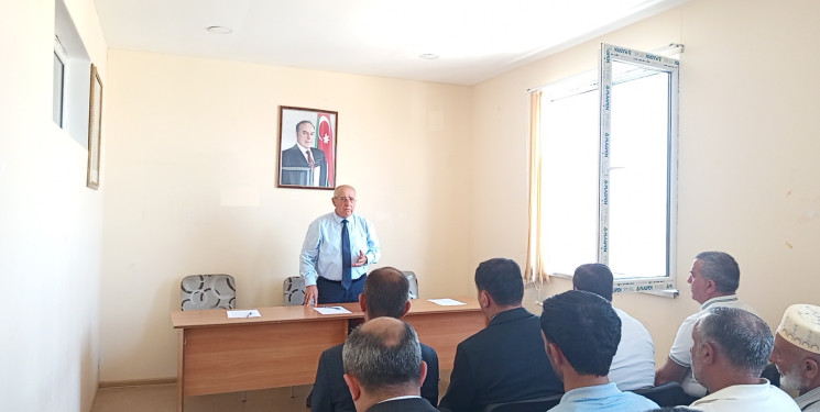 Avqustun 7-də Qobustan Rayon İcra Hakimiyyətinin başçısı Adil Məmmədov növbəti səyyar qəbulunu Şıxzahırlı kənd sakinləri ilə keçirmişdir.