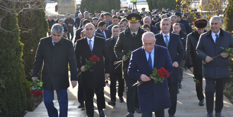 12 dekabr - Ümummilli Lider Heydər Əliyevin Anım Günü