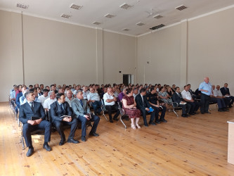 İyulun 16-də Qobustan Rayon İcra Hakimiyyətinin başçısı Adil Məmmədov növbəti səyyar qəbulunu Qobustan şəhər sakinləri ilə keçirmişdir.