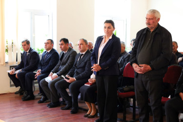 Oktyabrın 16-da Qobustan Rayon İcra Hakimiyyətinin başçısı Adil Məmmədov növbəti səyyar qəbulunu Xilmilli kənd sakinləri ilə keçirmişdir. 
