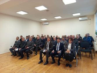 Oktyabrın 21 - də Qobustan Rayon İcra Hakimiyyətinin başçısı Adil Məmmədov növbəti səyyar qəbulunu Təklə Mirzəbaba kəndinin sakinləri ilə keçirmişdir.