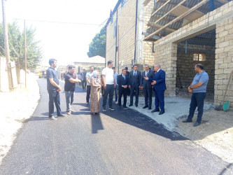 19.08.2026 - ci il tarixdə Qobustan Rayon İcra Hakimiyyətinin başçısı Adil Məmmədov və YAP Qobustan Rayon Təşkilatının sədri Qasım Qasımov Ərəbşalbaş kəndində yeni çəkilmiş daxili yollara baxış keçirmişdir. 