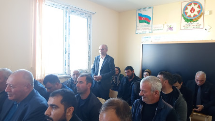 Noyabrın 25 - də Qobustan Rayon İcra Hakimiyyətinin başçısı Adil Məmmədov növbəti səyyar qəbulunu Şıxzahırlı kəndinin sakinləri ilə keçirmişdir.