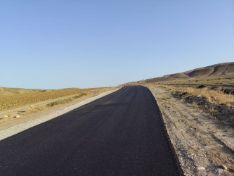 3 km uzunluğundakı Qobustan rayon Şıxzahırlı kənd yoluna Qobustan Rayon İcra Hakimiyyəti tərəfindən asfalt örtüyü vurulur.