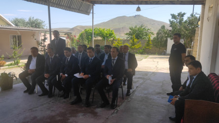 Qobustan Rayon İcra Hakimiyyətinin başçısı Adil Məmmədov növbəti səyyar qəbulunu Ceyrankeçməz kənd sakinləri ilə keçirmişdir.